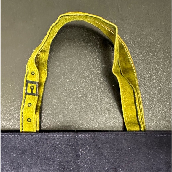 Roberta di Camerino Vintage Velvet Trompe L'oeil Tote. Excellent condition. - Picture 2 of 13